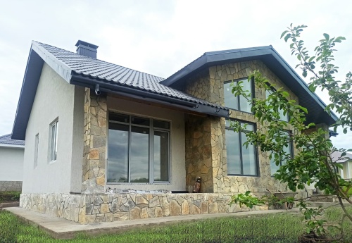 Плитняк златолит Уральский  для фасада купить в Геленджике