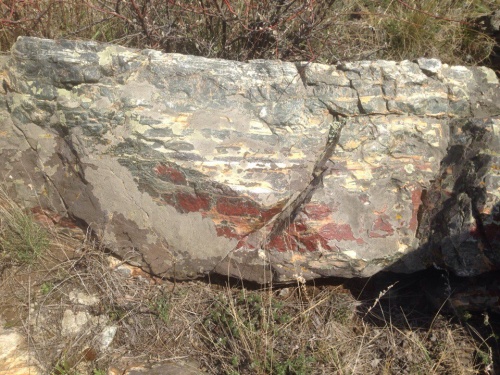 Гигантские зелёные валуны для ландшафтного дизайна весом более 5 тонн купить в Геленджике