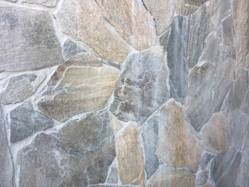 Плитняк златолит Уральский  для фасада купить в Геленджике