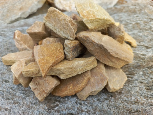 Златолит жёлтый декоративная каменная крошка купить в Геленджике