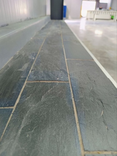 Плитка чёрная из натурального камня фасадная 30 см * 5 см, толщина 7 мм -30 мм купить в Геленджике